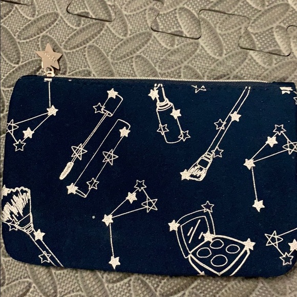 Blue star Ipsy bag - Picture 2 of 2